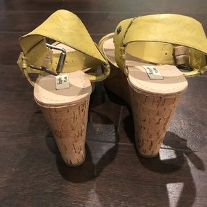 Vera Wang lime green wedges